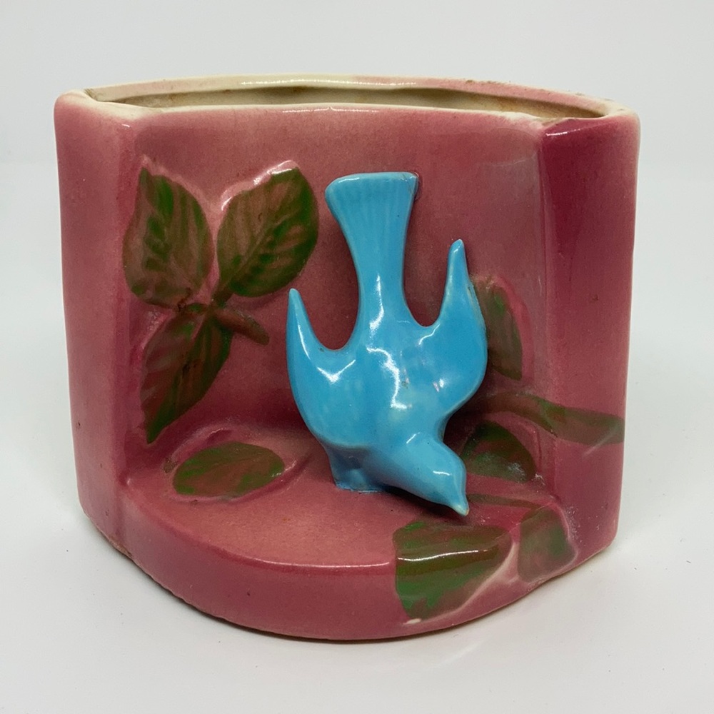 Twitter2.0 OR The Happy little blue bird wall pocket